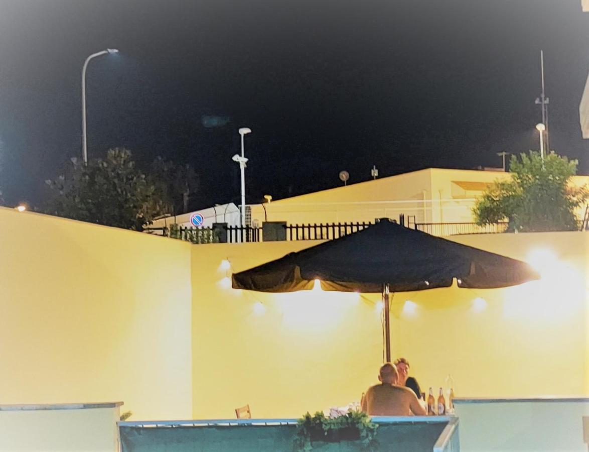 Villa Costanza Casa Vacanze Avola Buitenkant foto